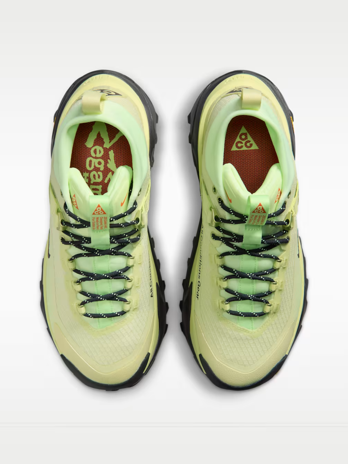 ACG Zegama Hike Sneaker